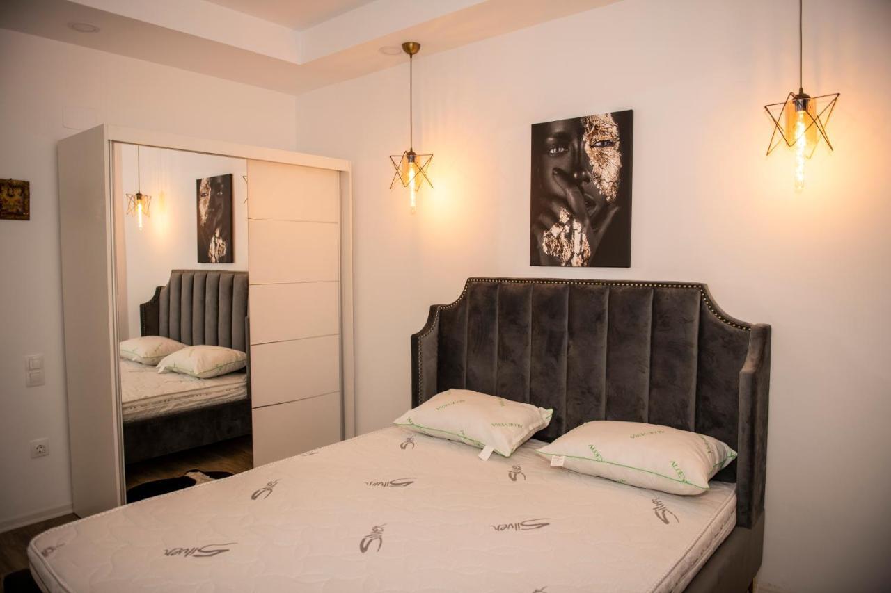 Raphael Apartment North Bucharest Cosmopolis Stefanestii de Jos Eksteriør bilde
