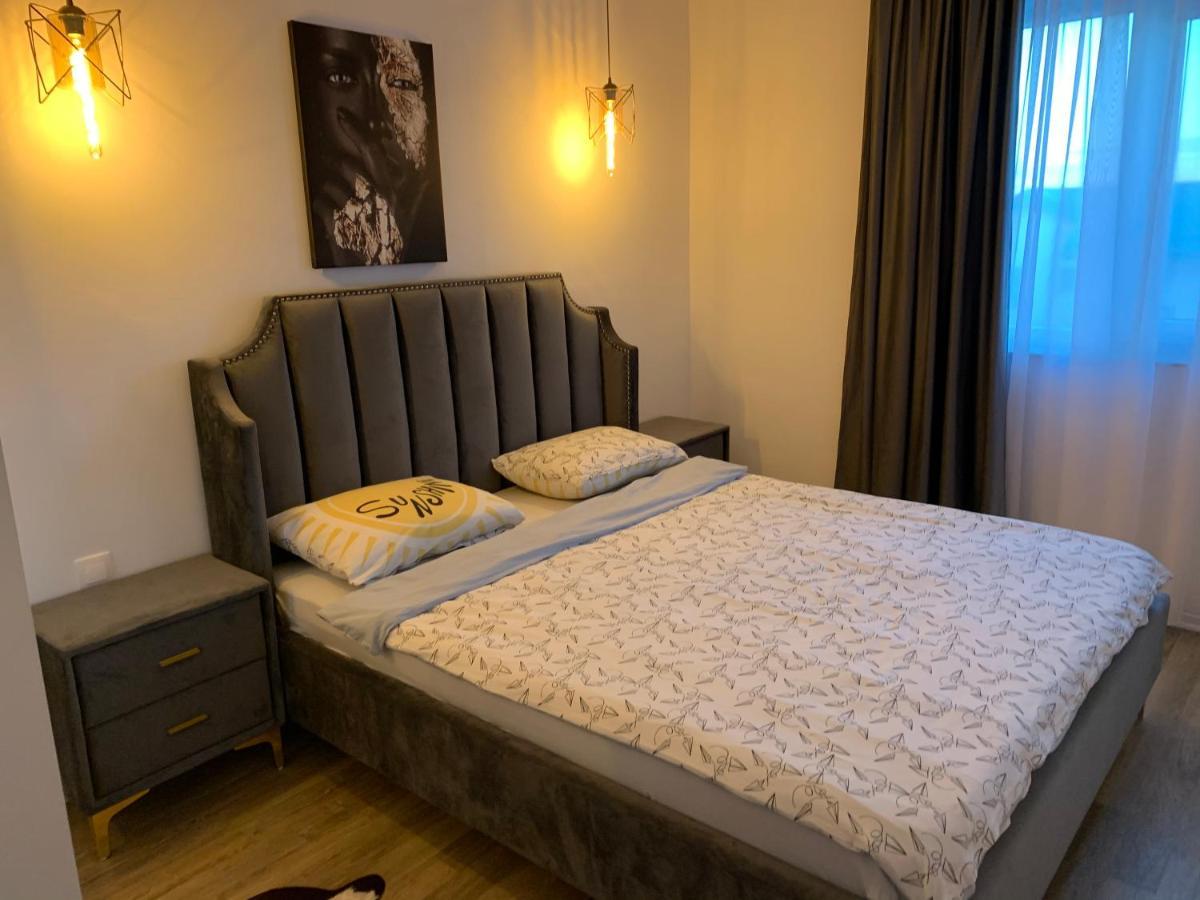Raphael Apartment North Bucharest Cosmopolis Stefanestii de Jos Eksteriør bilde